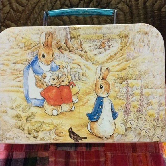 Mini Peter Rabbit Tea Set - Picture 11 of 16